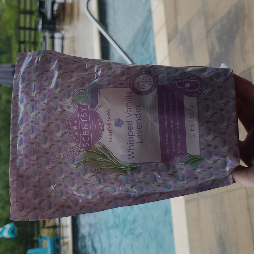 Whipped Vanilla Lavender Purple Bath Soak Made In Idaho NEW